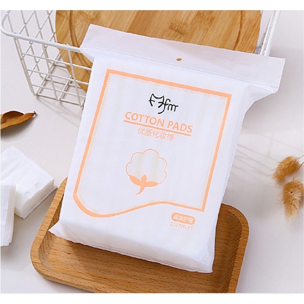 Bông Tẩy Trang loại 3 Lớp Cotton Pads 222 miếng, bông mịn, mềm mại