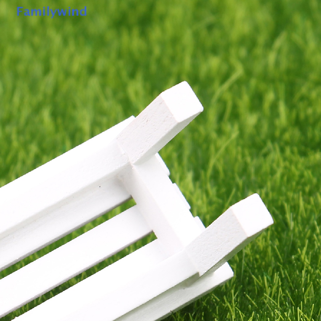 1 Mô Hình Ghế Dài Đứng Dùng Trang Trí Nhà Búp Bê