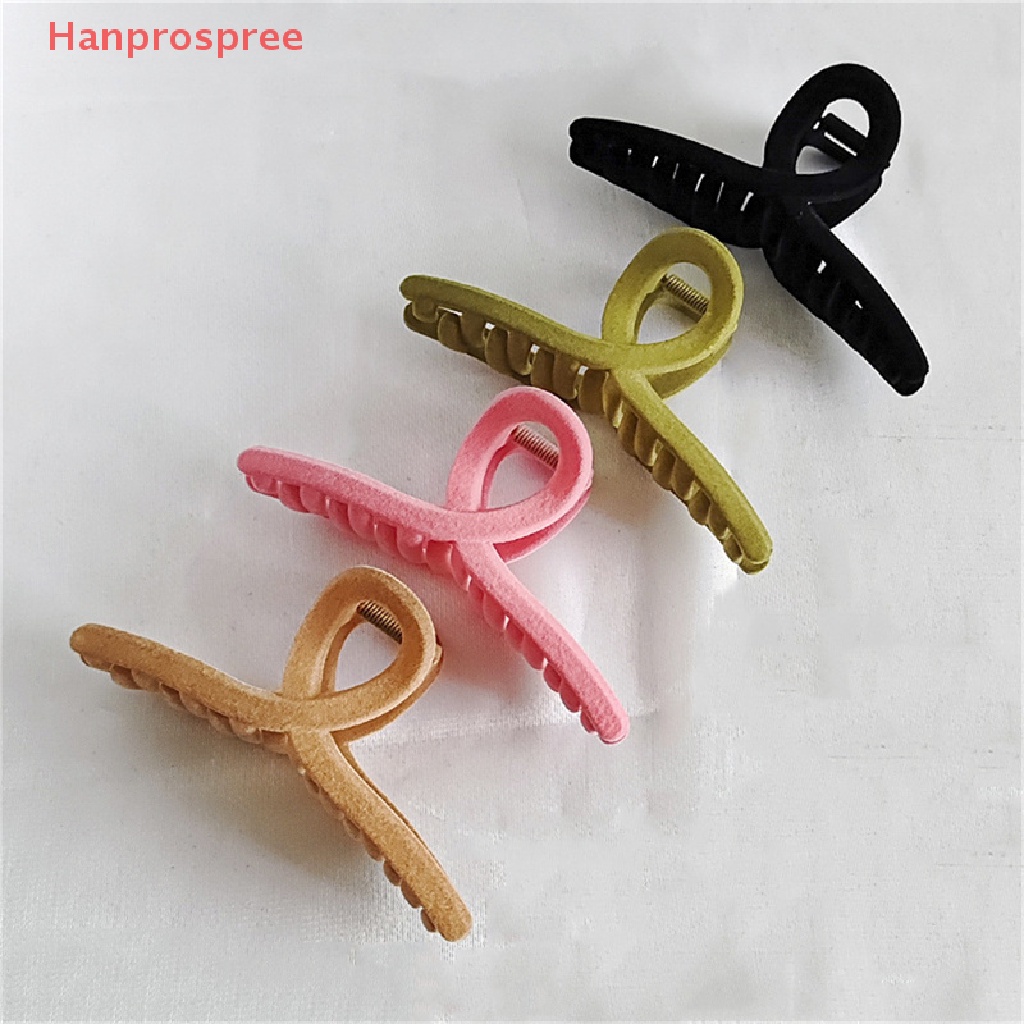 Hanprospree > Kẹp Tóc Chéo Cố Định Hình Cá Mập Phong Cách Retro