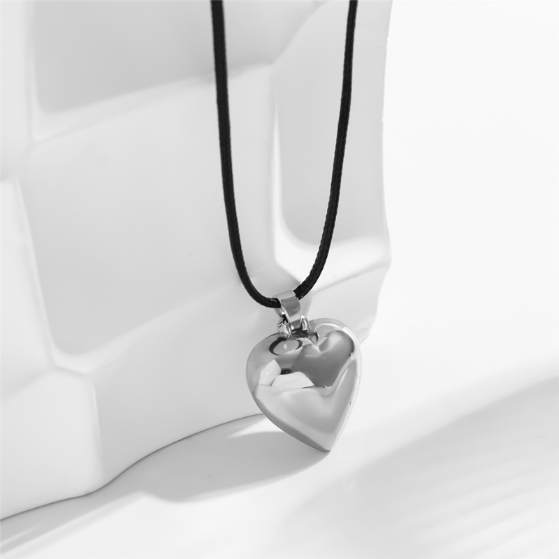 Vòng Cổ Choker Mặt Trái Tim Đơn Giản Thời Trang Cho Nữ