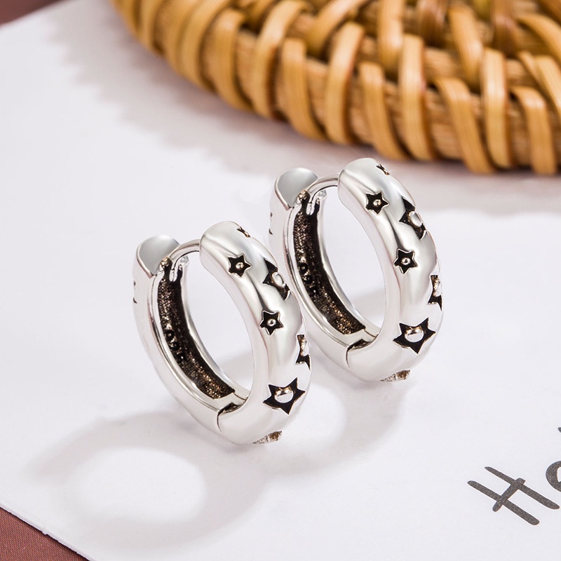 Khuyên Tai Ngôi Sao Phong Cách Cổ Điển Mới 2023