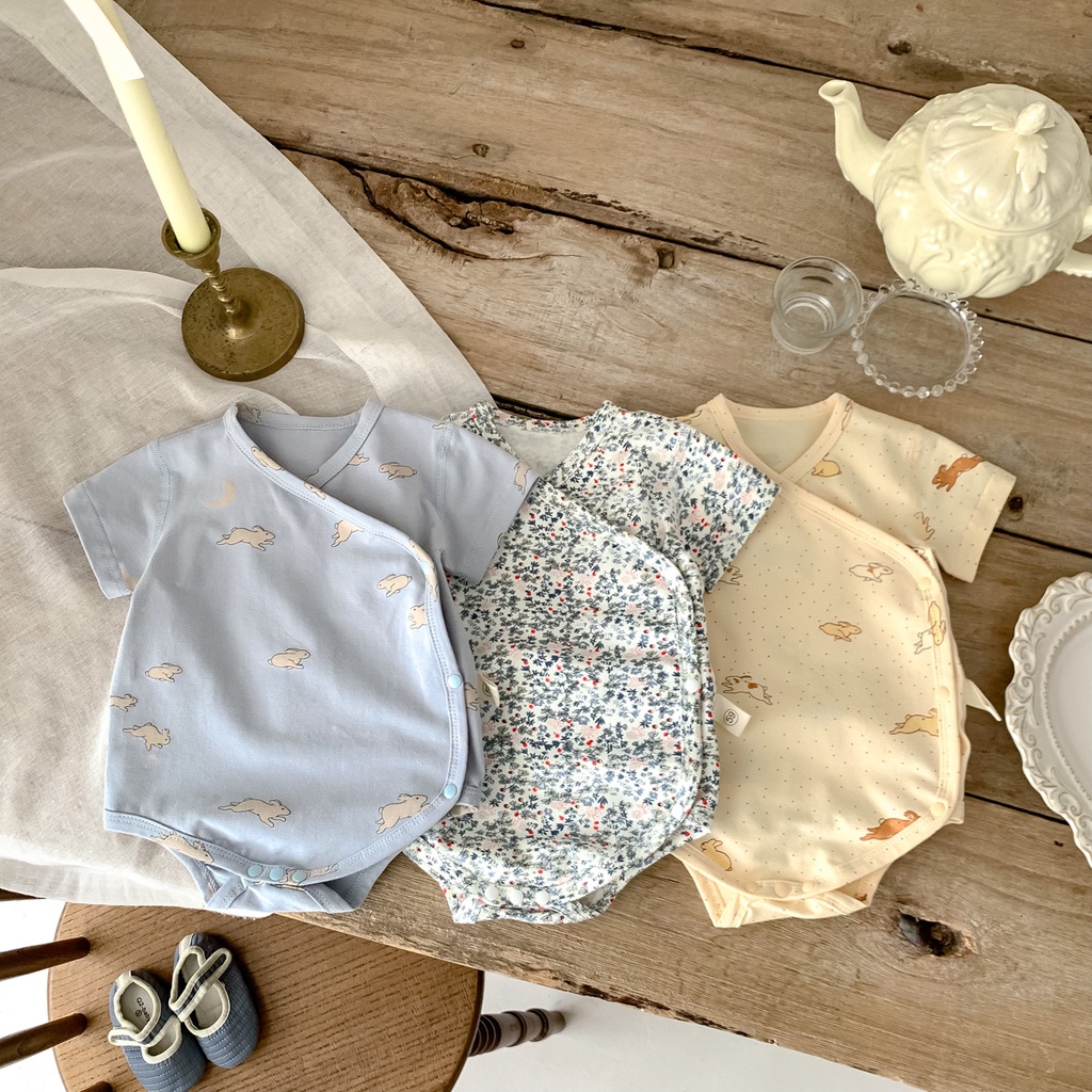 Áo Liền Quần Ngắn Tay In Hình Thỏ Cho Bé