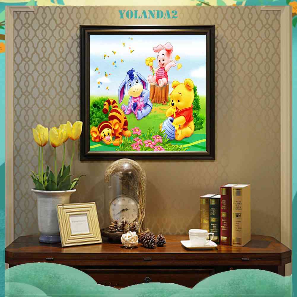 Tranh Đính Đá Kim Cương Toàn Bộ Tròn Hình Winnie the Pooh Và Hổ Trang Trí Nhà Cửa