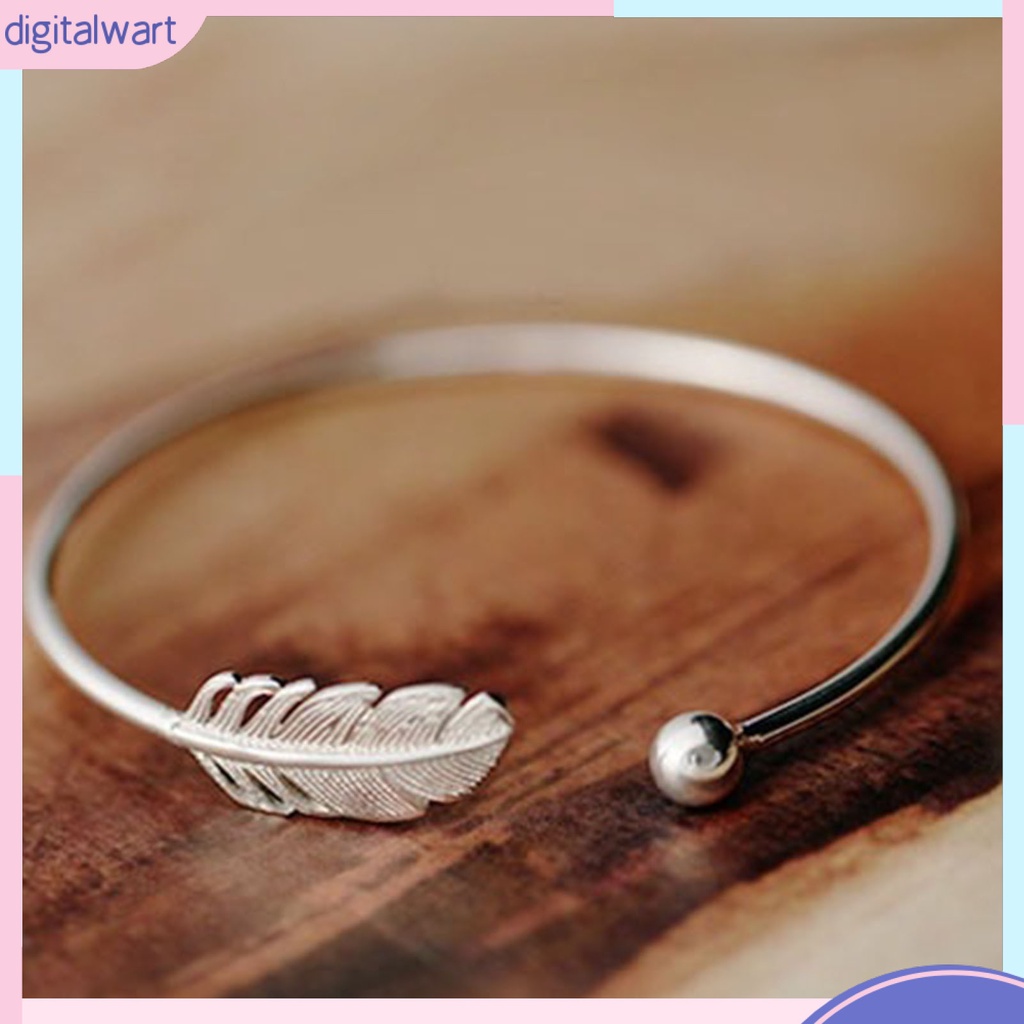 Vòng Đeo Tay Hình Tròn Màu Sắc Bạc Họa Tiết Lông Vũ Đơn Giản Có Thể Điều Chỉnh Cho Ngày Valentine