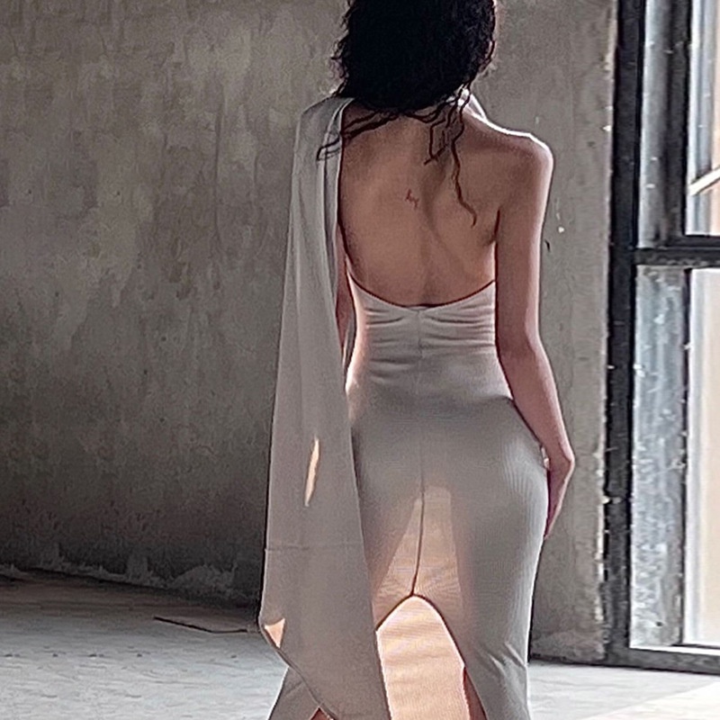 Đầm Nữ Hai Dây Hở Lưng Màu Trơn