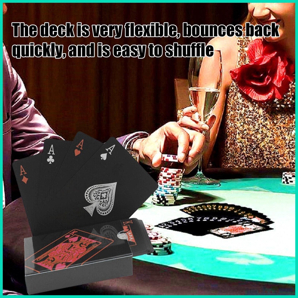 Bộ Bài Poker In Nổi Họa Tiết Độc Đáo Vui Nhộn Cho Gia Đình