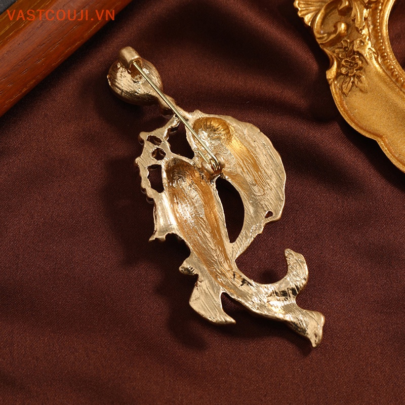 Ghim Cài Áo Hình Cá Chép Đính Ngọc Trai Giả Thanh Lịch Cho Nữ