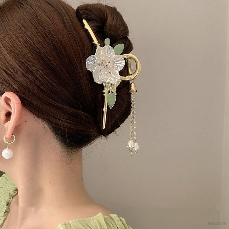 Kẹp Tóc Đính Hoa Trà Xinh Xắn Cho Nữ