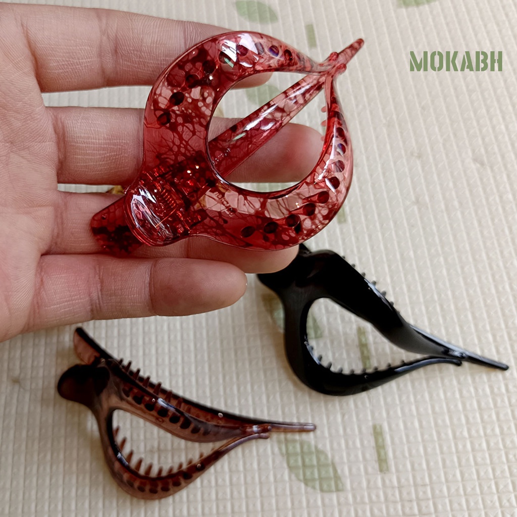 Lược Cài Tóc Họa Tiết Trái Tim Rỗng Chống Trượt