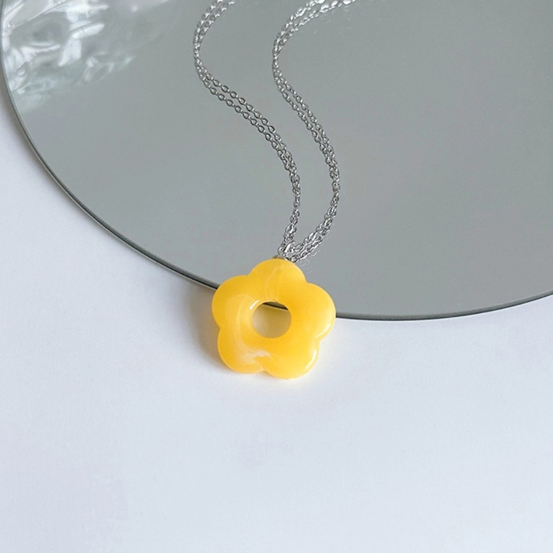 Vòng cổ Mặt Hình Hoa Chất Liệu Acrylic Thời Trang