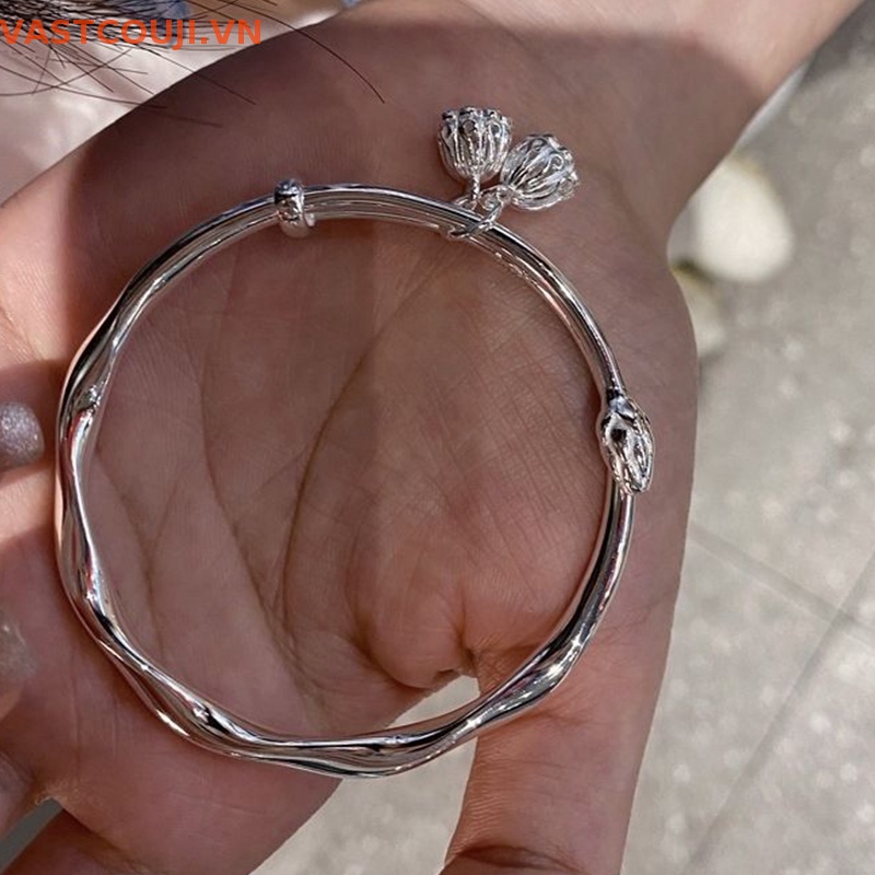 Vòng Tay Chuỗi Hạt Màu Bạc Mặt Hoa Sen Phong Cách Vintage Cho Nữ