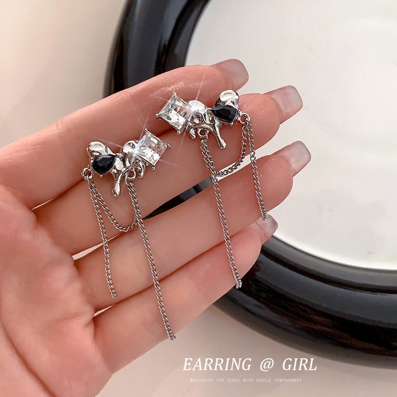 Khuyên Tai Bạc Tua Rua Phong Cách Mới 2023