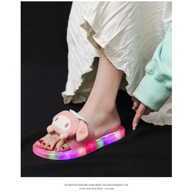 Dép Chống Trượt Có Đèn LED Dạ Quang Thời Trang Mùa Hè Cho Người Lớn