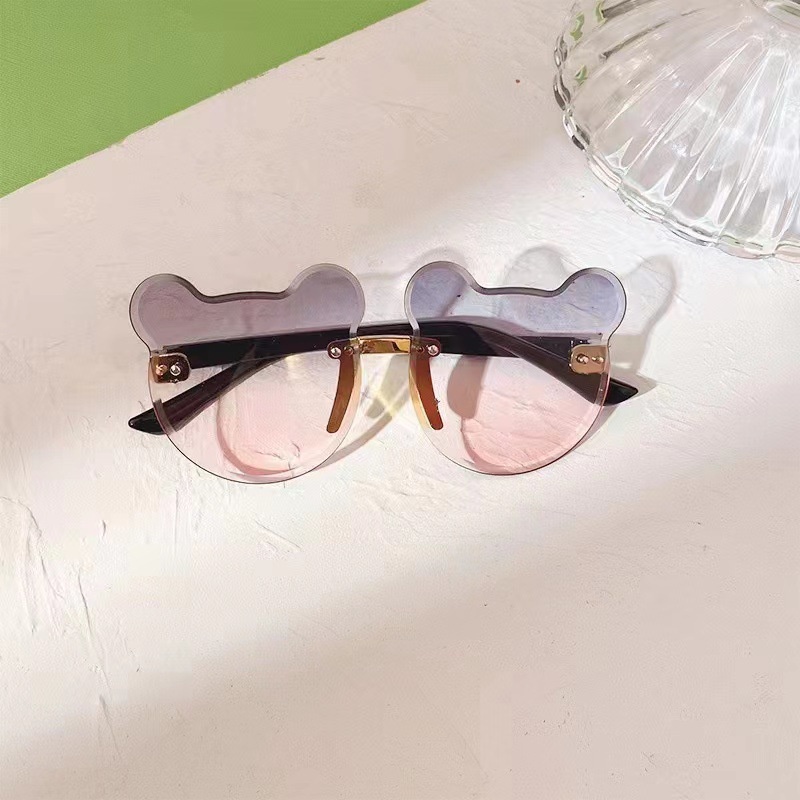 Kính Chống Nắng Chống Tia Cực Tím Hình Gấu Dễ Thương Thời Trang Cho Bé Trai Và Gái