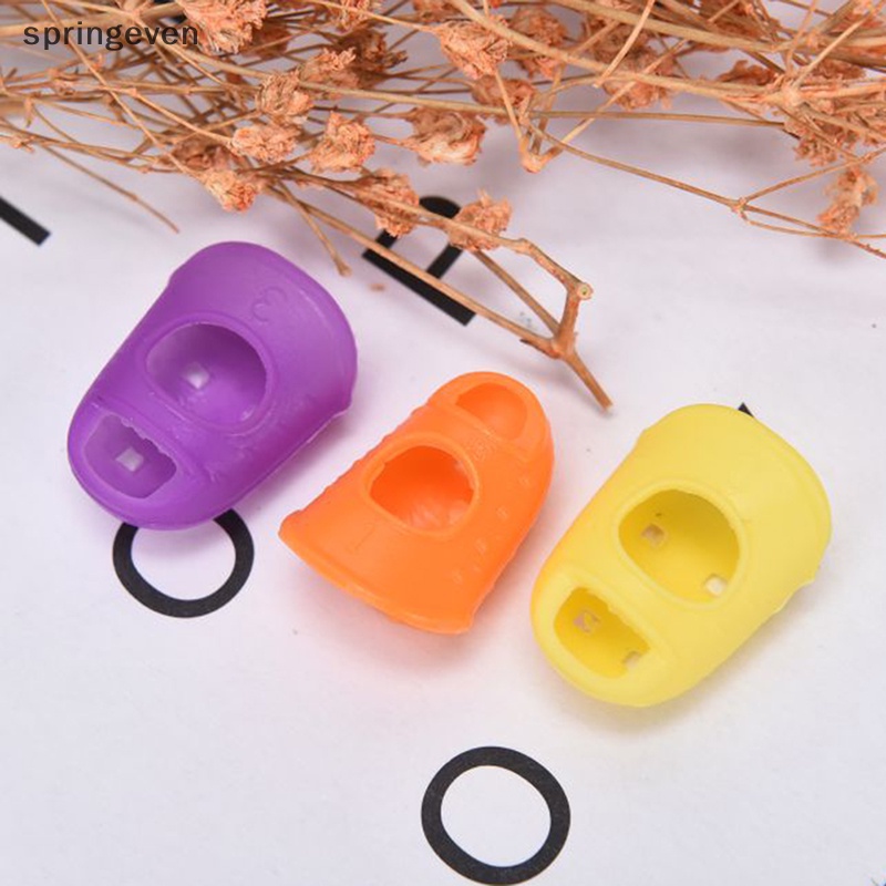 Bộ 4 Miếng Silicone Bọc Đầu Ngón Tay Hỗ Trợ Chơi Guitar