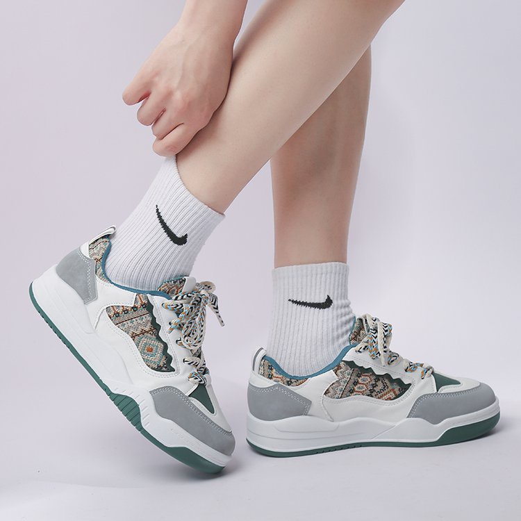 Giày Thể Thao Đế Dày Màu Sắc Nổi Bật Phong Cách retro Cho Nữ