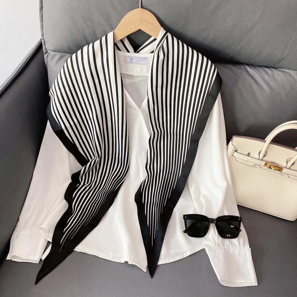 Khăn Choàng Lụa Kẻ Sọc Xanh Navy Thời Trang Mùa Hè