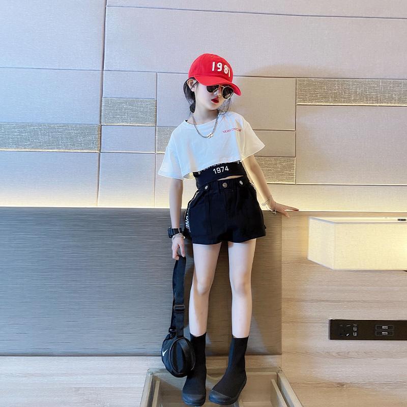 Bộ đồ bé gái 15-45kg Bộ đồ ba mảnh thời trang phong cách nước ngoài mỏng vừa và lớn cho trẻ em