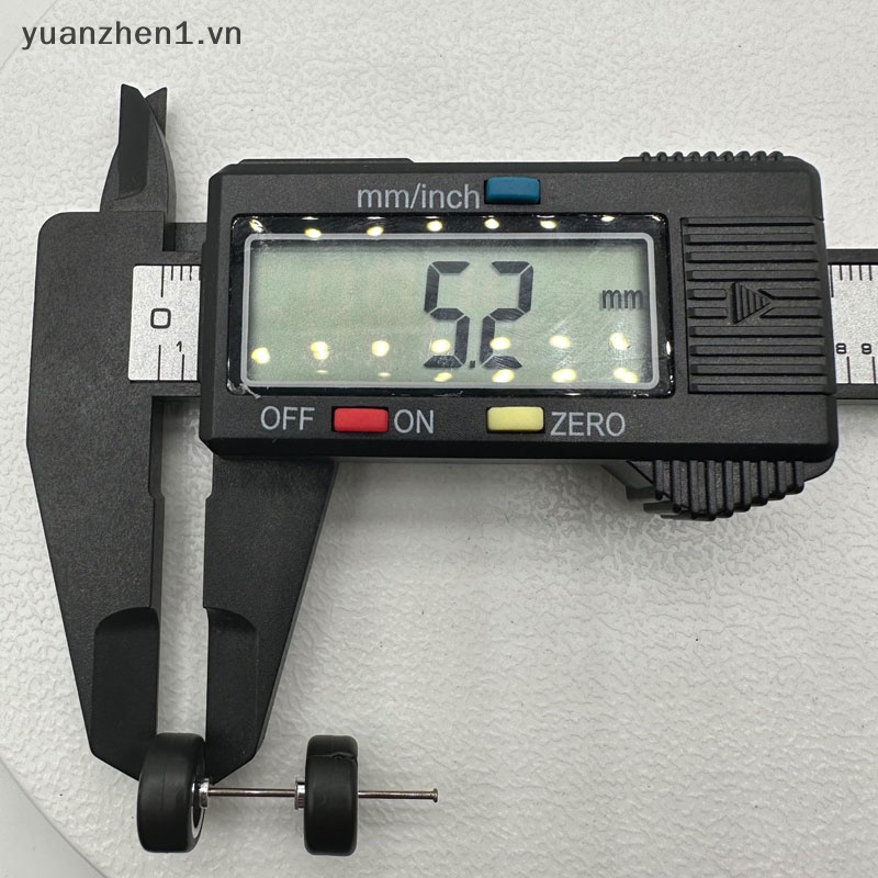 Bộ Bánh Xe Cao Su Mini Tỉ Lệ 1 / 64 Cho Xe Đua Đồ Chơi