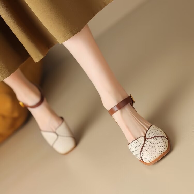 Giày Cao Gót Nữ Đế Thô Màu Sắc Retro