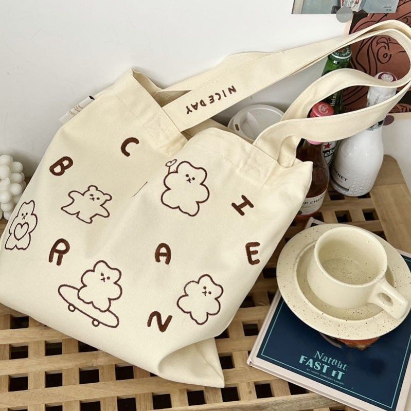 Túi Xách Canvas Thêu Hình Gấu Dễ Thương Cho Nữ