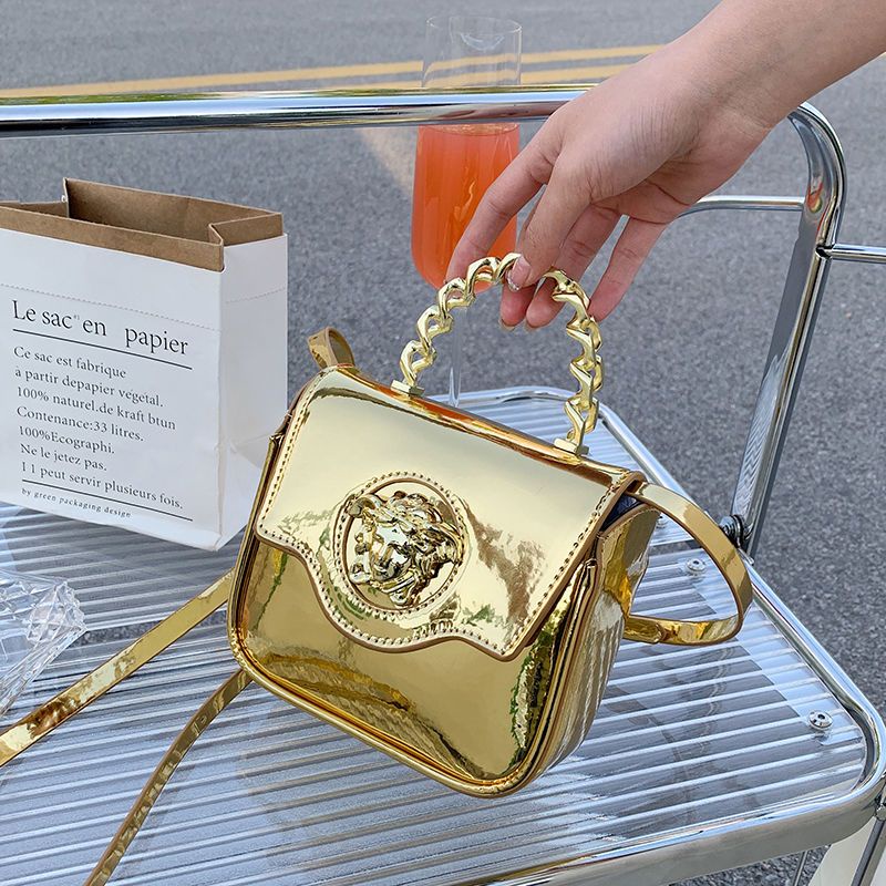 Túi Xách Da Bóng Hình Vuông Nhỏ Màu Bạc Thời Trang Hàn Quốc 2023 Cho Nữ