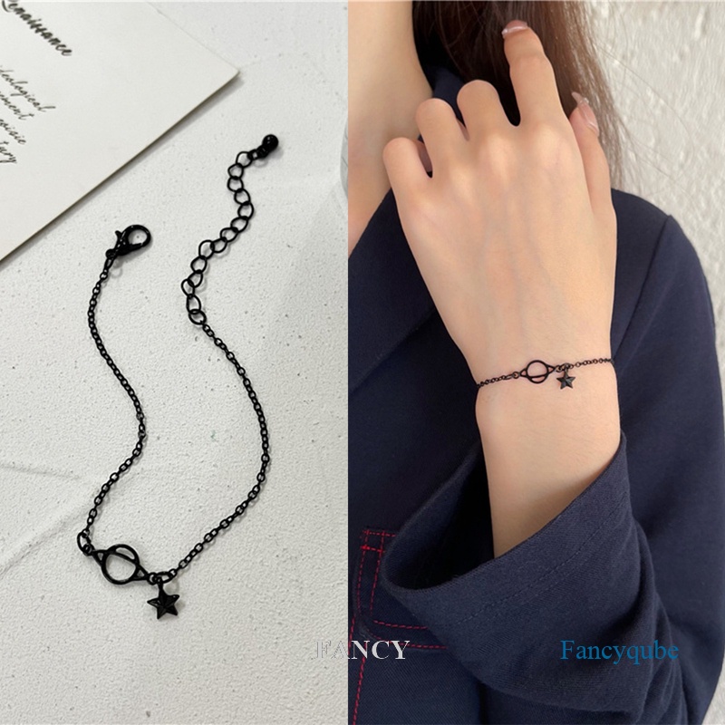 Vòng Tay Nữ Thiết Kế Ngôi Sao Hành Tinh Màu Đen Lạ Mắt