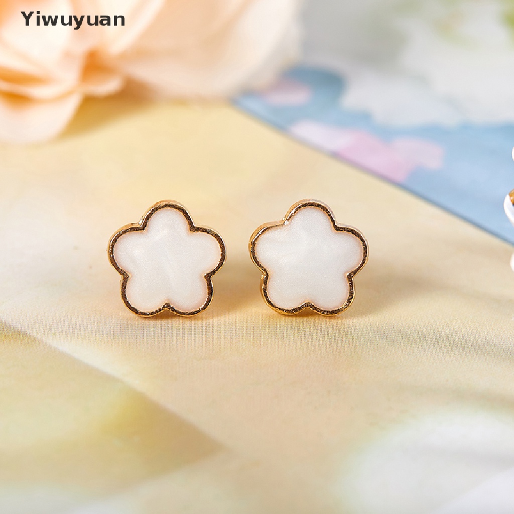 1 Đôi Bông Tai Hợp Kim Hình Bông Hoa Màu Trắng Thời Trang Dành Cho Nữ