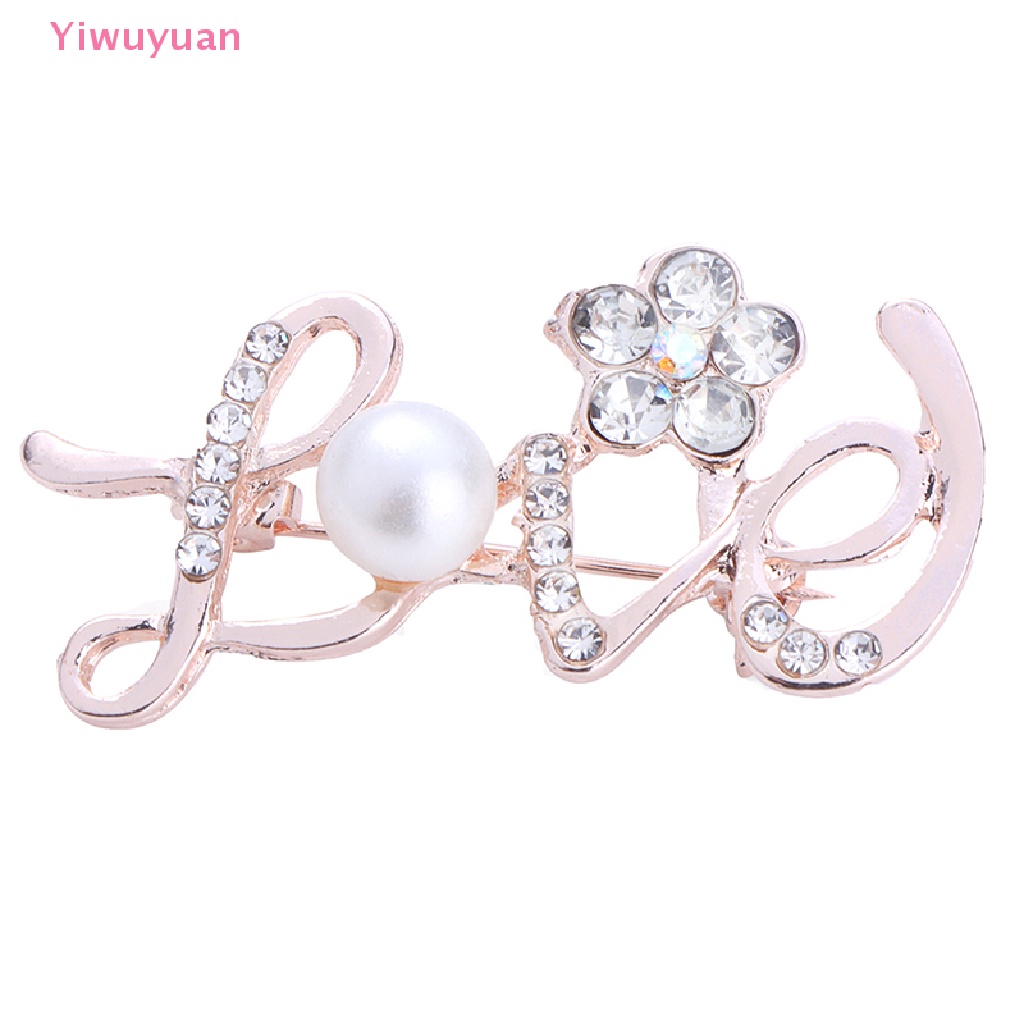 Ghim Cài Áo Hình Trái Tim Đính Đá Nhân Tạo Thời Trang