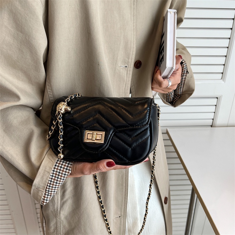 Túi Đeo Vai Dây Xích Nhỏ Nhắn Họa Tiết Hình Thoi Thời Trang Cho Nữ