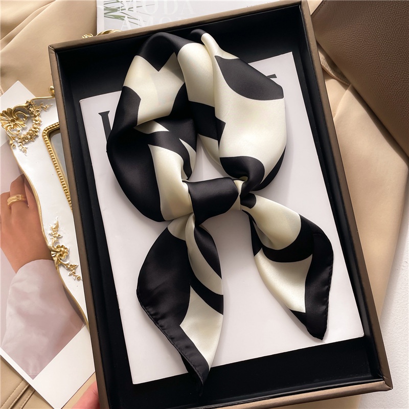 Khăn Choàng Cổ Hình Vuông 70x70cm Thời Trang Xuân Hè Dành Cho Nữ