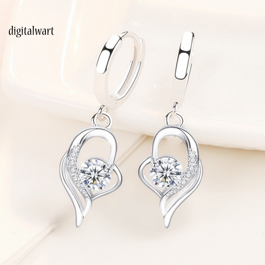 Kỹ Thuật Số| 1 Đôi Bông Tai Hình Trái Tim Đính Pha Lê Lấp Lánh Chất Lượng Cao Dành Cho Nữ