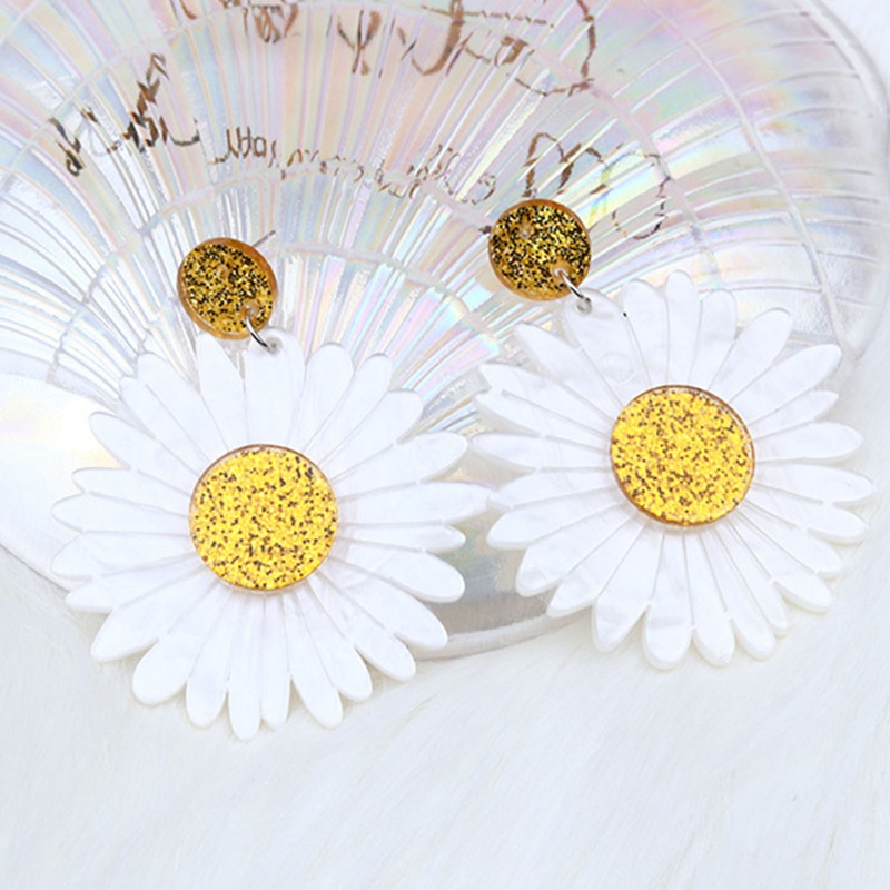 Ygt Bông Tai Acrylic Hình Hoa Cúc Ngọt Ngào Thời Trang Cho Nữ