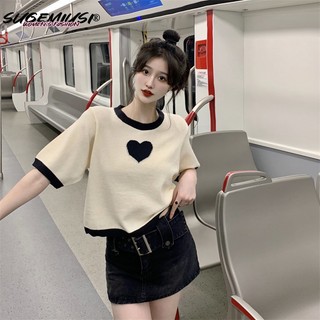 Sugemiusi Áo Thun Tay Ngắn Dáng Rộng Hở Vai In Hình Trái Tim Màu Sắc Tương Phản Thời Trang Mùa Hè Phong Cách Mới