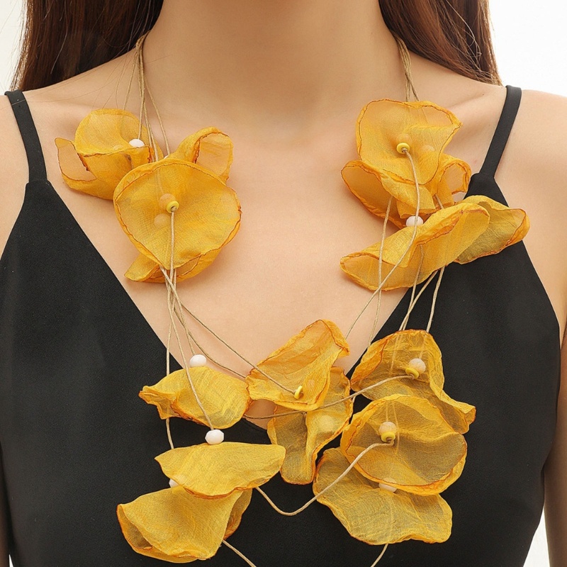 Vòng Cổ Choker Vải Nhiều Lớp Mặt Cánh Hoa Phong Cách Boho Dễ Thương Cho Nữ