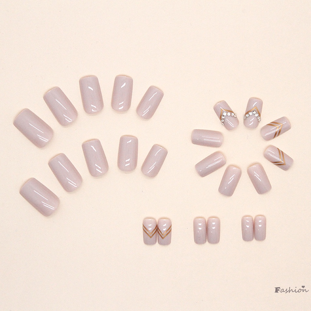 Bộ Móng Tay Giả Ngắn Hình Tam Giác Màu Vàng Đồng Thời Trang Cho Nữ