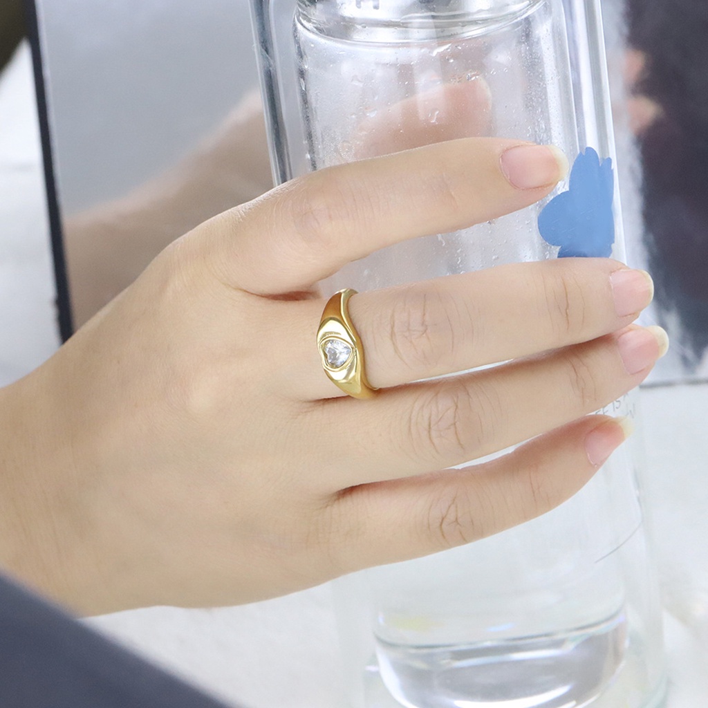 Nhẫn Hình Trái Tim Bằng Thép Không Gỉ Không Gây Dị Ứng Đính Đá Thời Trang Dành Cho Nữ