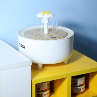 Máy Uống Nước Cho Mèo Kiêm, Đài Phun Nước Hình Hoa Dung Tích 2 Lít Yên Tĩnh Nhỏ Gọn