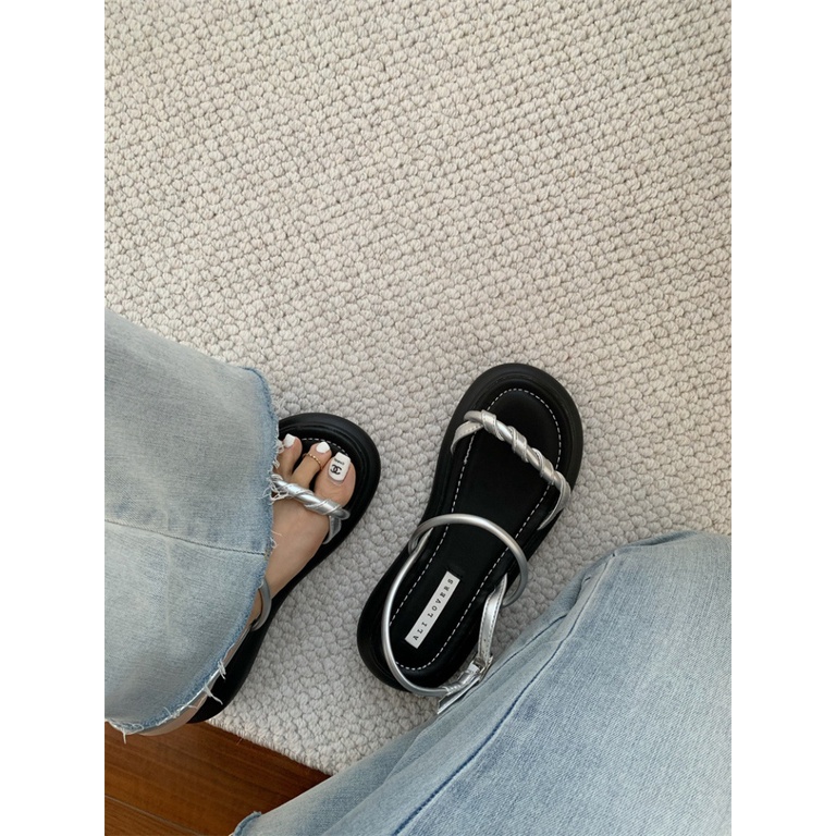 Giày Sandal Đế Xuồng Dày Hở Ngón Mùa Hè 2023 Phong Cách Mới Cho Nữ