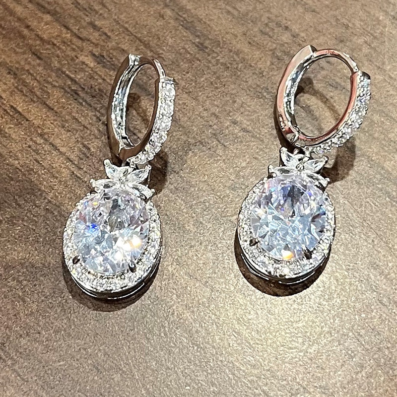 Khuyên Tai Dáng Dài Đính Đá Pha Lê Sang Trọng Cho Nữ