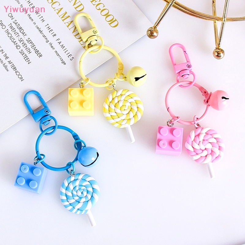 Móc Khóa Hình Kẹo Mút Phối Chuông Nhiều Màu Sắc Dễ Thương Trang Trí Ba Lô / Ô Tô Mới