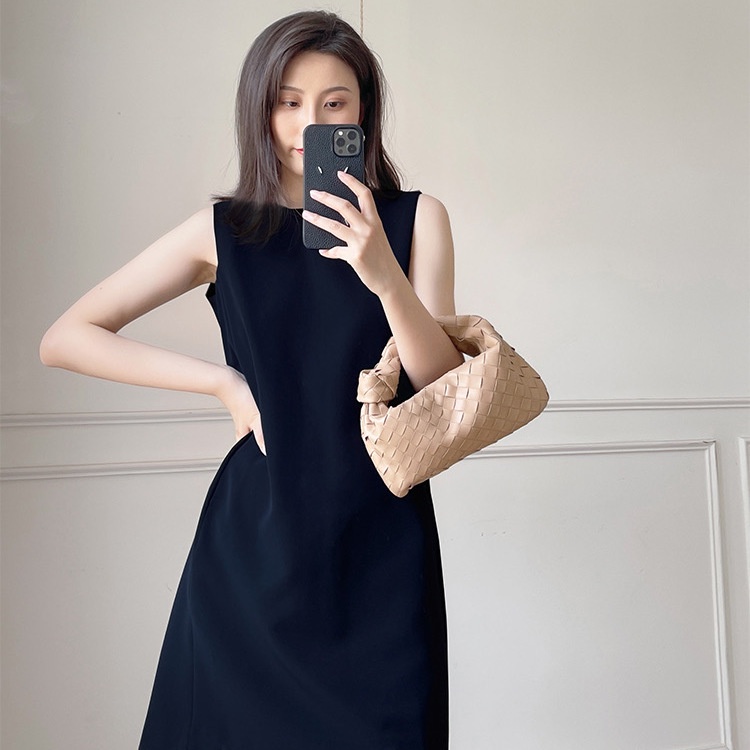 Đầm Hai Dây Ngắn Màu Xanh Lá Mùa Hè Kiểu Pháp Mới Đơn Giản Cho Nữ