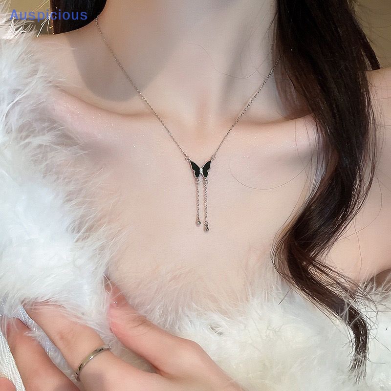 Vòng cổ Nhiều Lớp Đính Mặt Hình Bướm Màu Đen Phong Cách Retro Thời Trang Cho Nữ