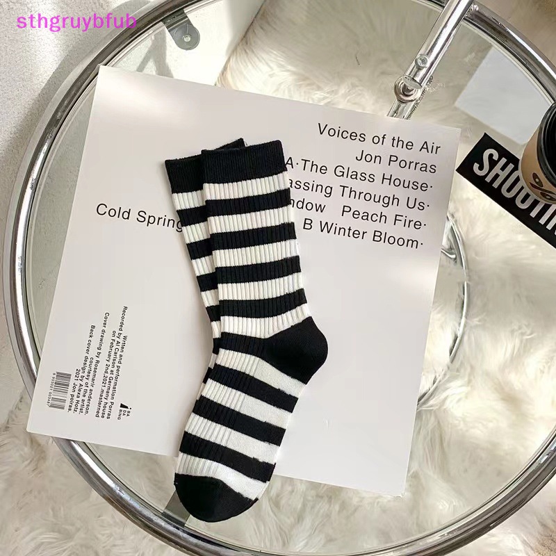 Đôi Tất Cotton Thoáng Khí Thêu Chữ Đơn Giản Thời Trang Cho Nữ