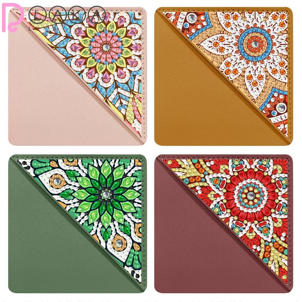 Set 4 Kẹp Sách 5D Bằng Nhựa Làm Thủ Công