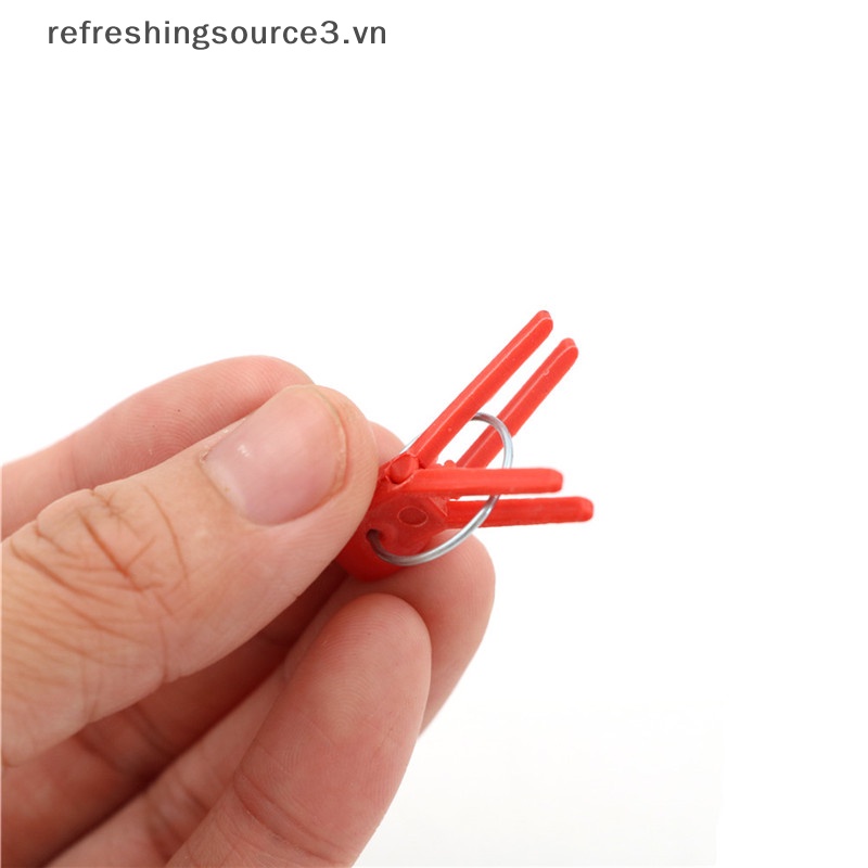 Set 100 Kẹp Bằng Nhựa Chuyên Dụng Cho Trồng Rau Củ Quả 3.vn}