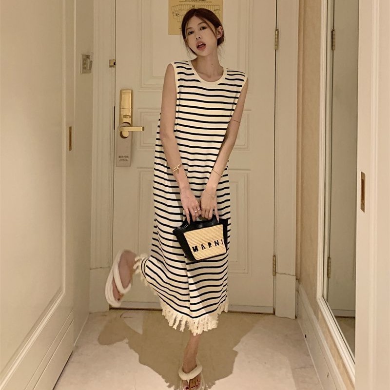 Đầm Maxi Dệt Kim Dáng Rộng Họa Tiết Kẻ Sọc Thiết Kế Mới Thời Trang Mùa Hè Cho Nữ