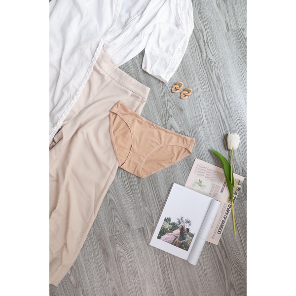 Quần lót cotton nữ lưng vừa LOC L02