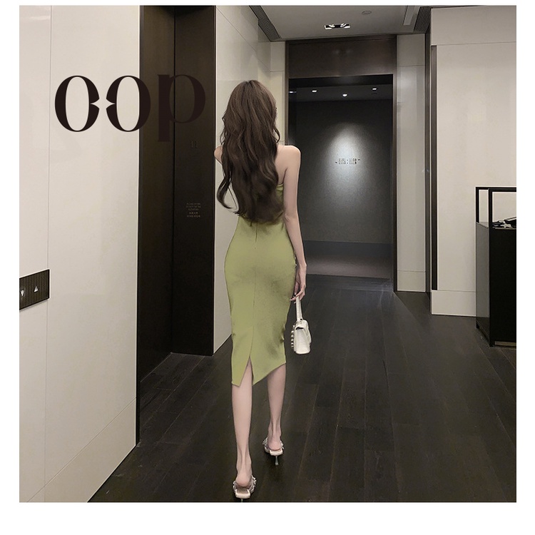 Đầm Hai Dây Dáng Ôm Màu Xanh Lá Quyến Rũ HZFWC7042