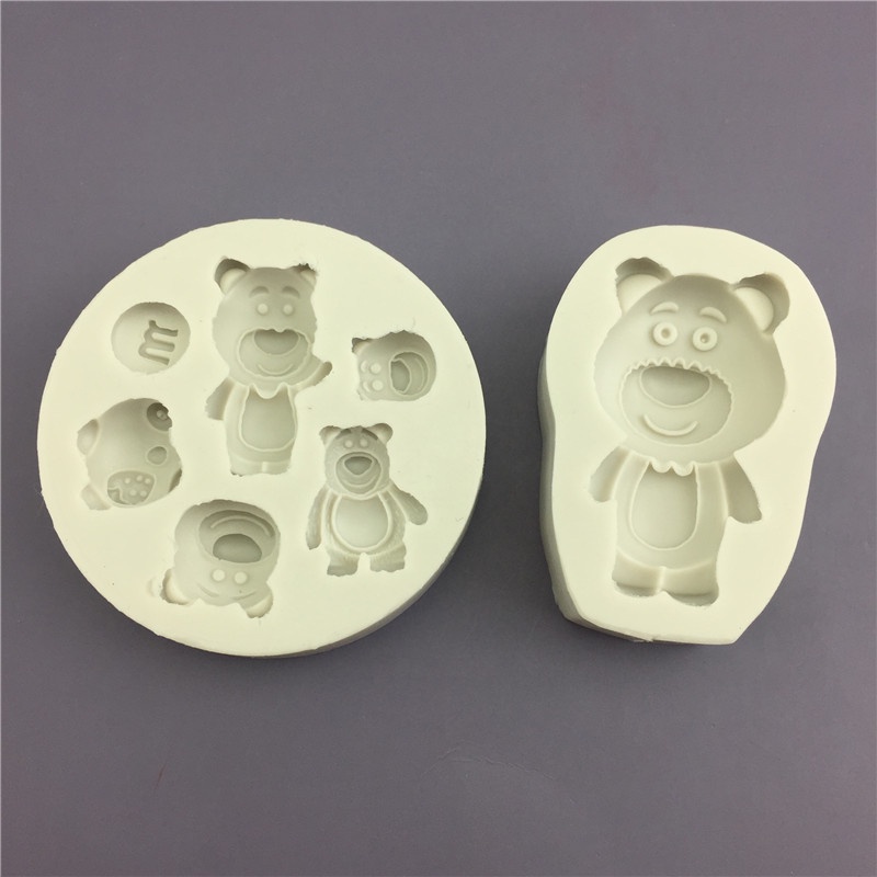 Khuôn Làm Bánh Kẹo / Xà Phòng Nắp Lật Hình Gấu / Dâu Tây Nhỏ Dễ Thương